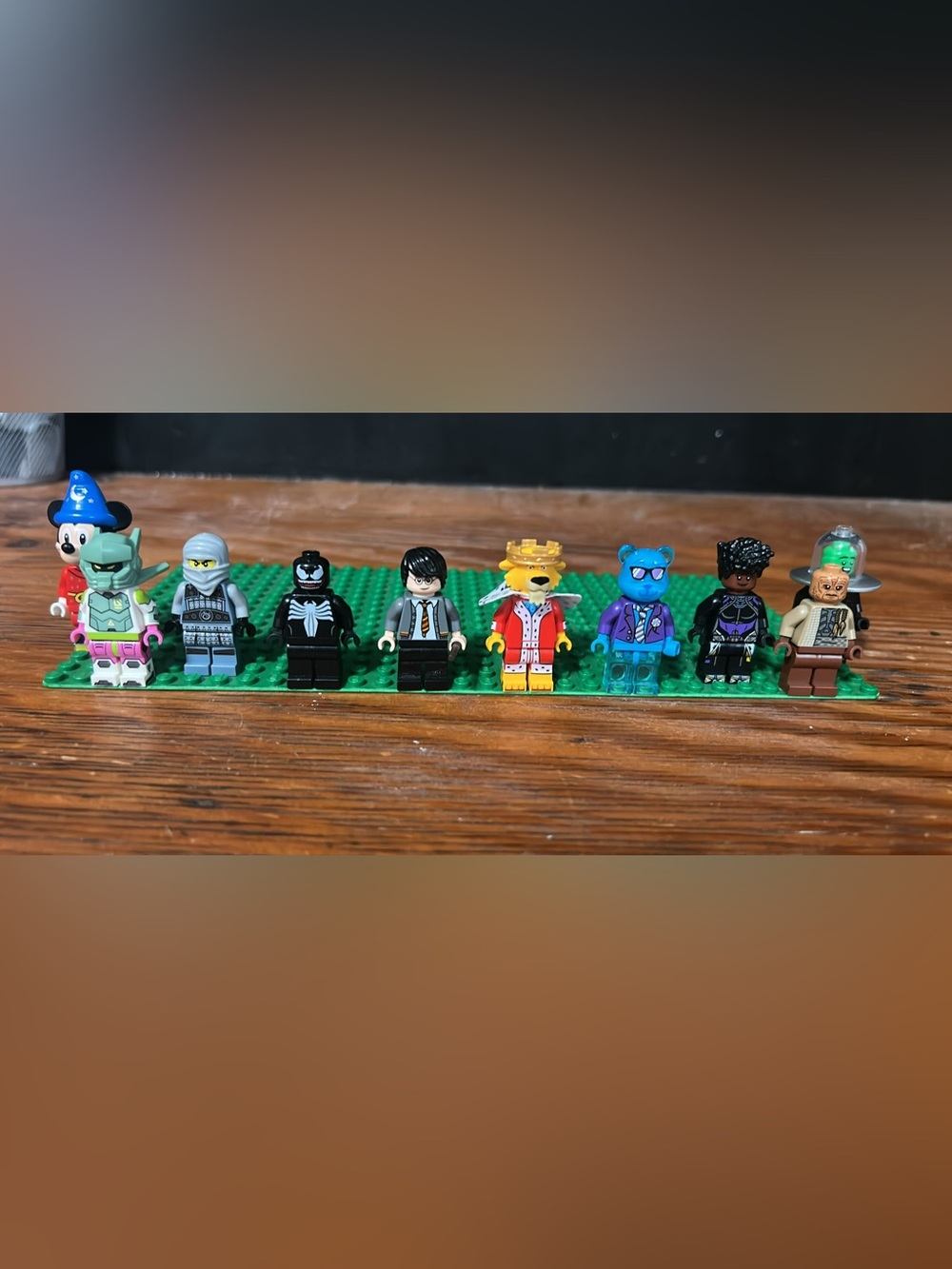 Lego Minifigure Lot of 10